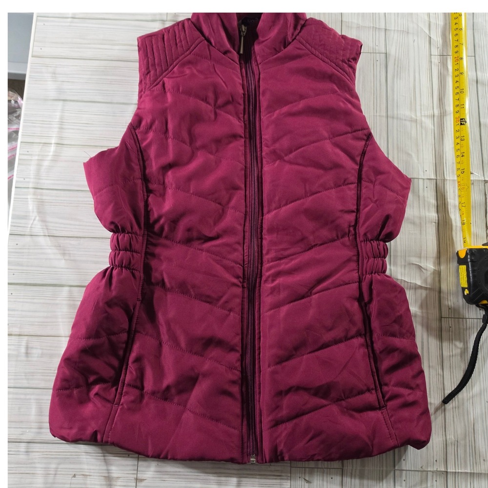 Great Northwest Indigo Womens Quilted Puffer Vest Berry Magenta Full Zip Small